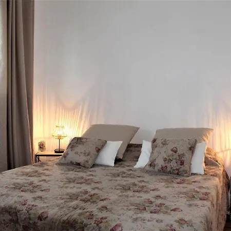 アパート Contemporain, 4 Couchages, Climatise Avec Parking - Fr-1-252a-82