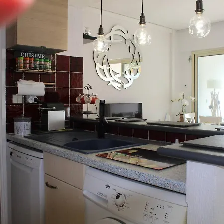 Contemporain, 4 Couchages, Climatise Avec Parking - Fr-1-252a-82 *