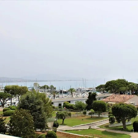 Contemporain, 4 Couchages, Climatise Avec Parking - Fr-1-252a-82